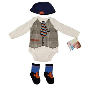 6-9m NUBY Boys long sleeve Shirt and Tie, socks, and beanie Set.